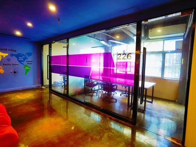 宁波学校卫生间隔断板